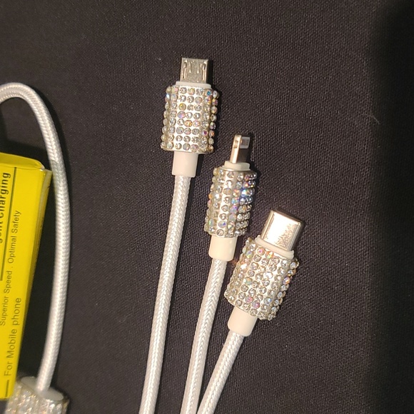 Charger system rhinestone Iphone,USB A, USB C & USB android white cord - Picture 3 of 6